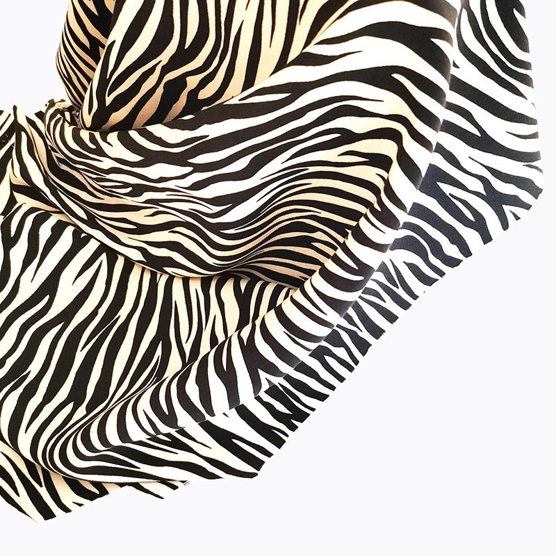 56 rayon 44 viscose satin Fabrik cetakan haiwan zebra haiwan